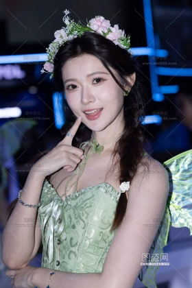 L1530 26CJ-TCL华星光电177顶美女神玉米徐美腿玉足;套图+4k视频