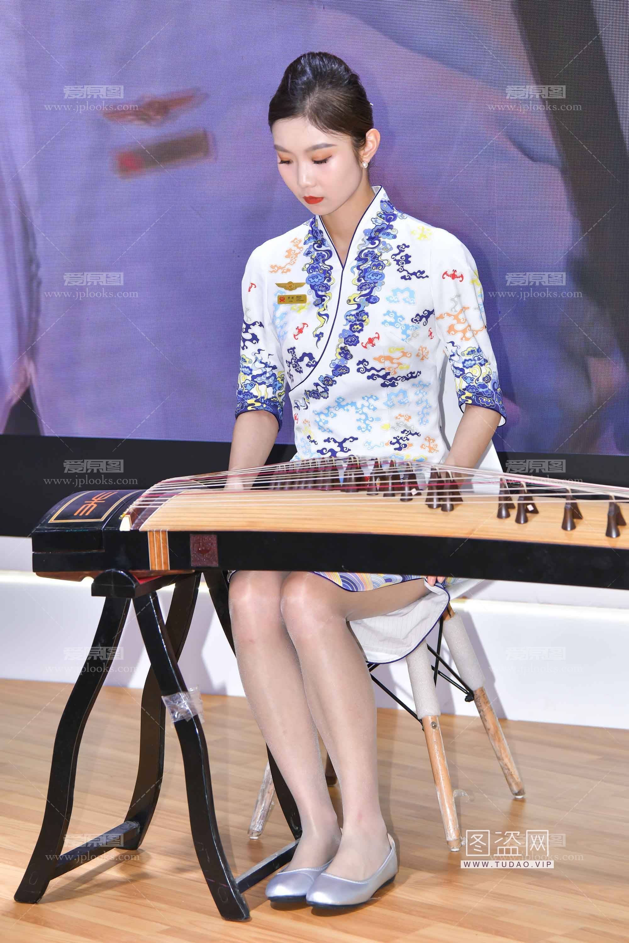 160159ttt2aelaaewih922.jpg
