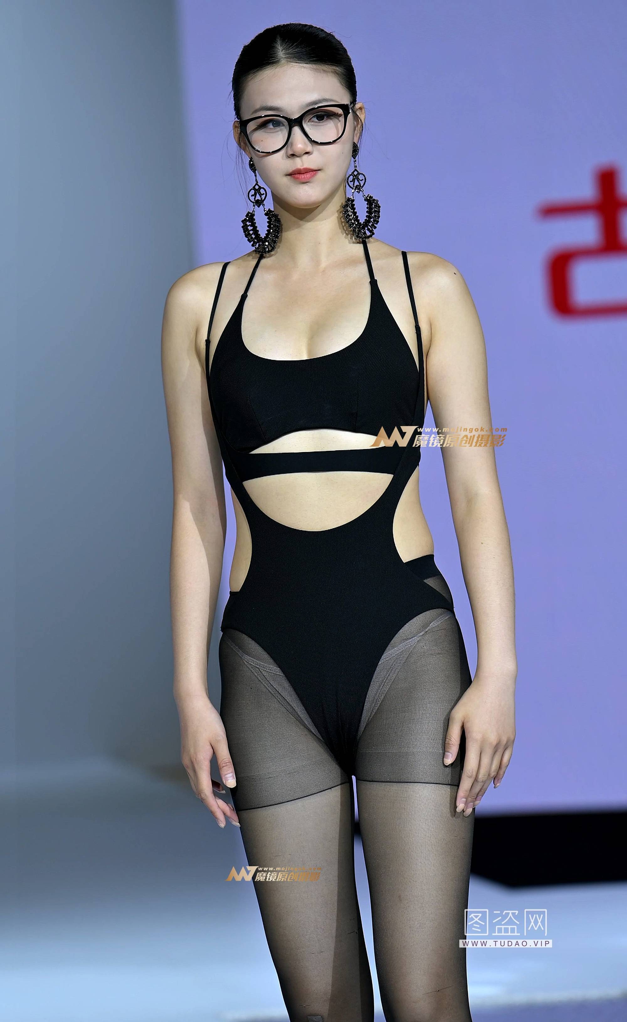 111844xr8plf9h438qxxg4.jpg