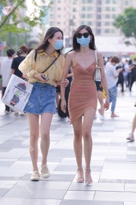 【J3614】逆光美腿小姐姐