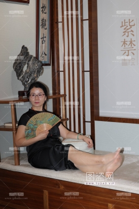 极品裤里丝素人熟女，贵在真实超多脚底特写