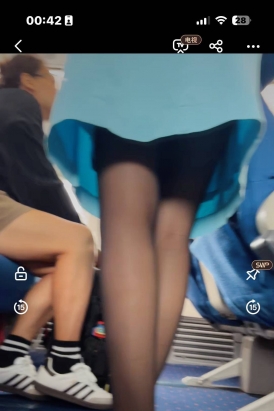 厦门航空空姐丝袜美腿 3 集