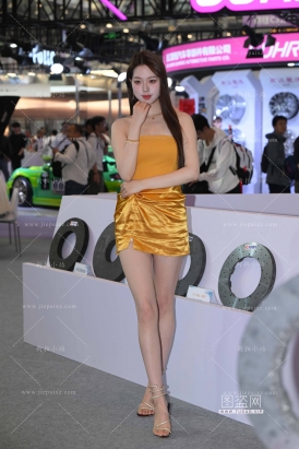 黄色裙美腿
