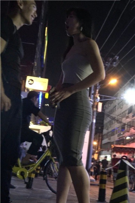 4k-翘臀紧身包臀裙高跟性感美女 [1.59 GB]