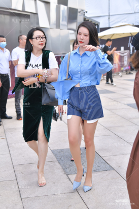 丝袜凉鞋穿搭 23-04-17-42P4