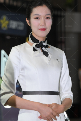 25615-3√一看就是心地善良的女生