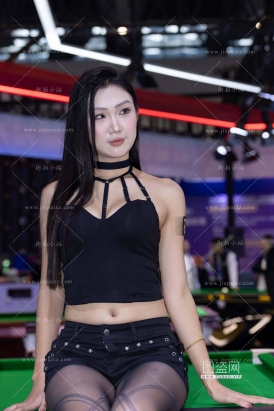 台球展性感美女