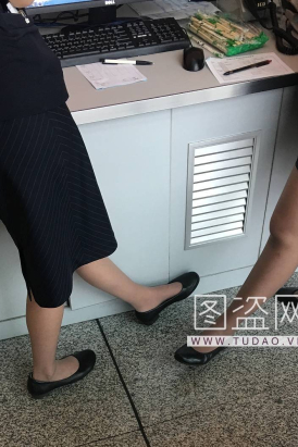 南航地勤-登机口-第二季-藕色长筒袜漏脚-稀缺资源