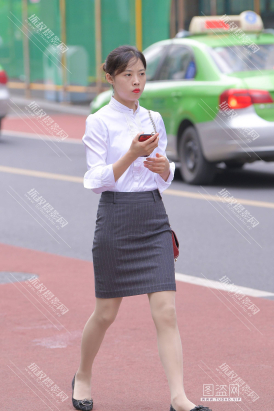 【J0780】楼下商铺的职工肉丝美眉