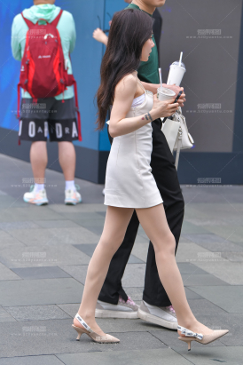 白裙丝袜高跟鞋 24-06-18-40P