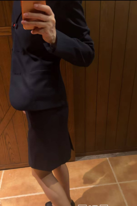 最新MU酒店全身自拍，小西服小高跟配大长腿，无敌画质