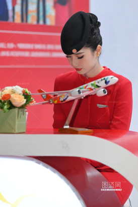 SH25-132-60√四川航空-大红黑丝