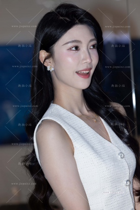 杭州车展-少妇天花板兰灵王女神的精致玉足;图+视