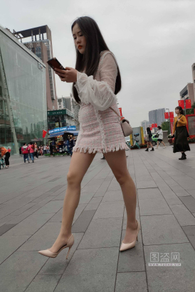 心灵街拍第14期 高跟鞋美女丝袜两组