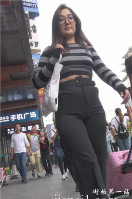 4k-极品丰满肥臀美女，小肚腩鼓鼓增好可爱 [2.14 GB]