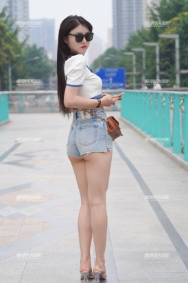 [kaine专区] 牛仔热裤美女