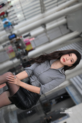 2593-5-117√叶濛雨这套衣服真好看【套图➕视频