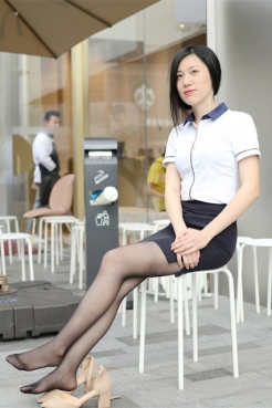 小S街拍作品 - OL制服黑丝 [138P1V-2.14GB]