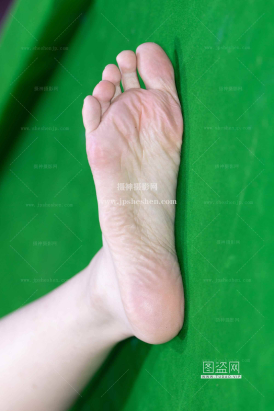 LB325-125P杭州台球展-180网红千岛酱皮裙春光VOL.4粉嫩脚底板篇