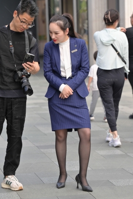 23511-13=22√街拍职工黑丝制服